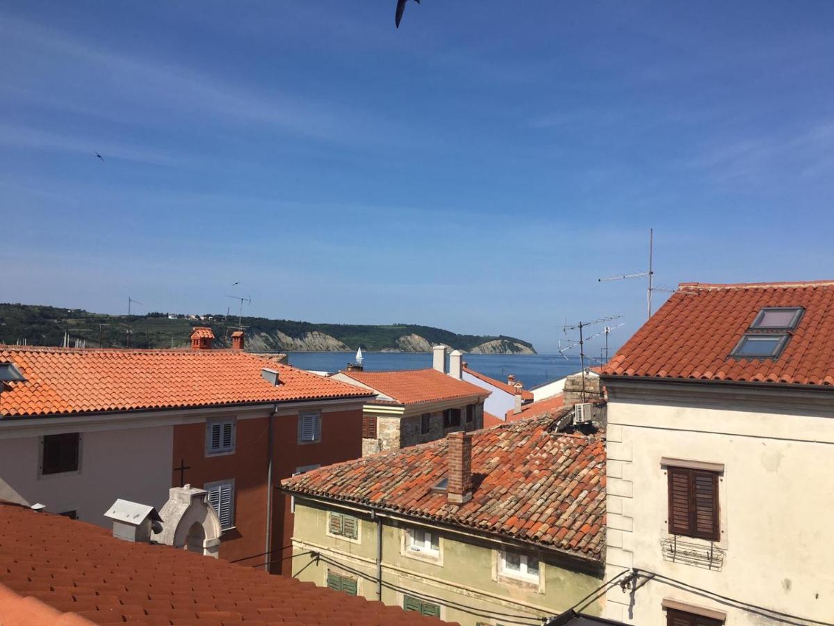 Apartmaji Sara, Izola - Isola Экстерьер фото