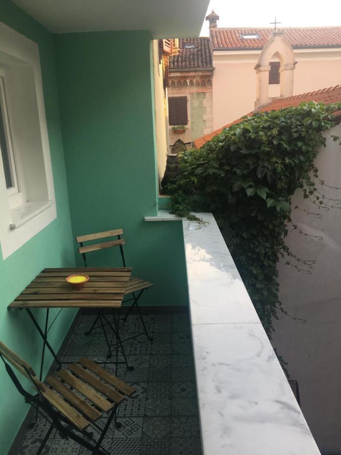 Apartmaji Sara, Izola - Isola Экстерьер фото