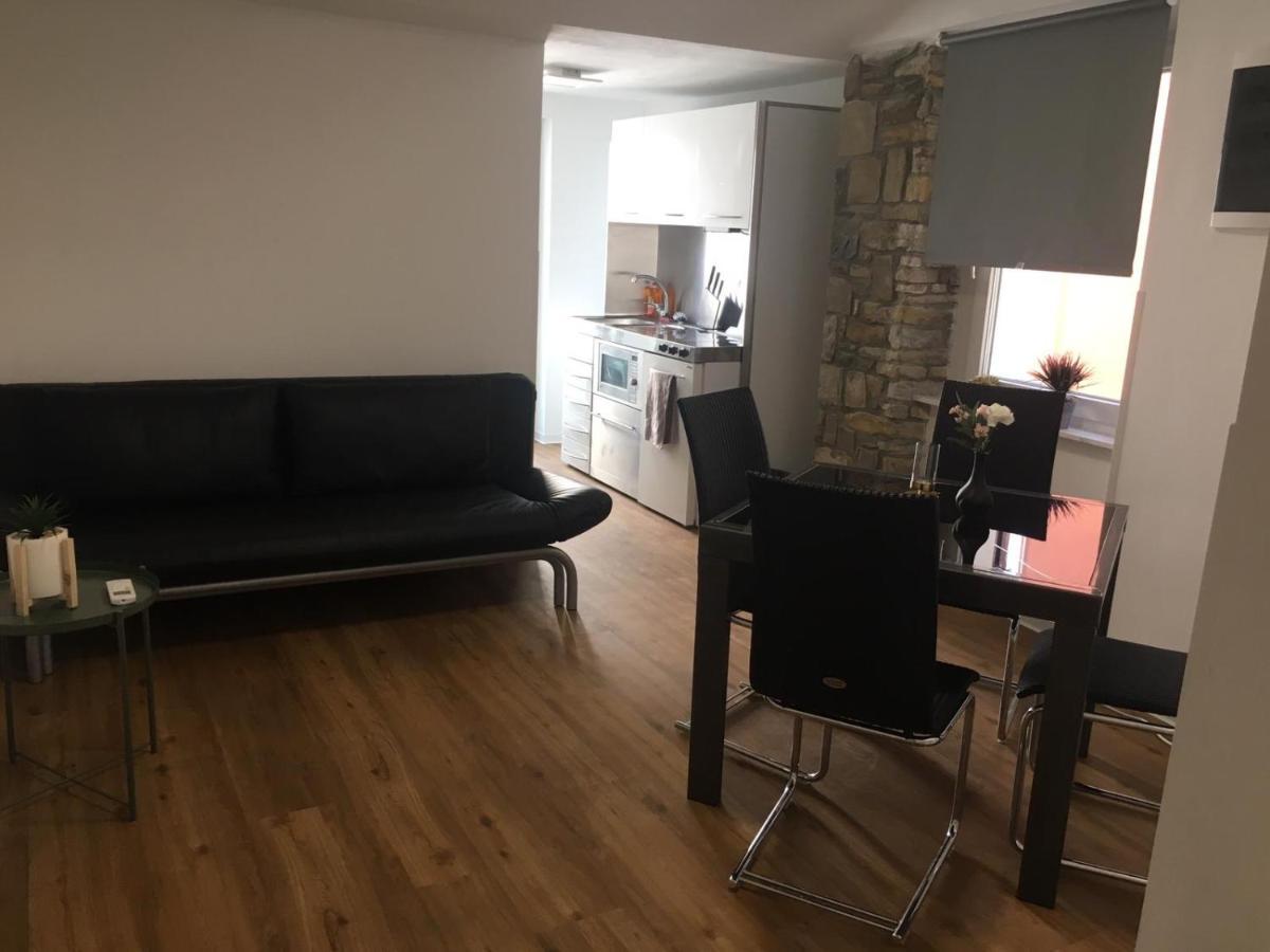 Apartmaji Sara, Izola - Isola Экстерьер фото