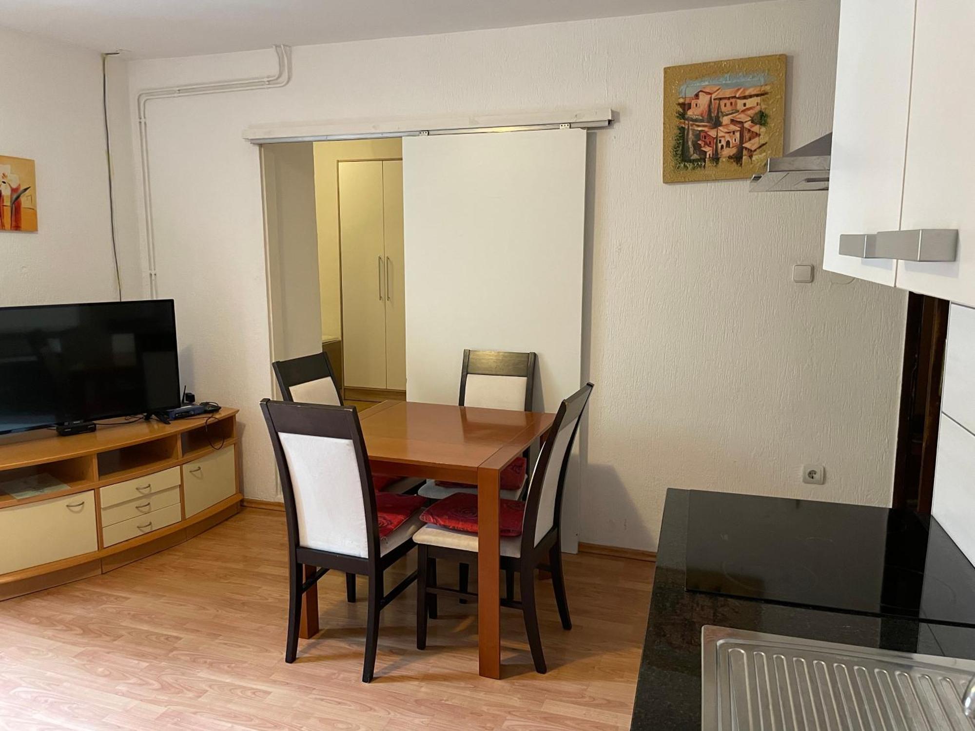 Apartmaji Sara, Izola - Isola Экстерьер фото