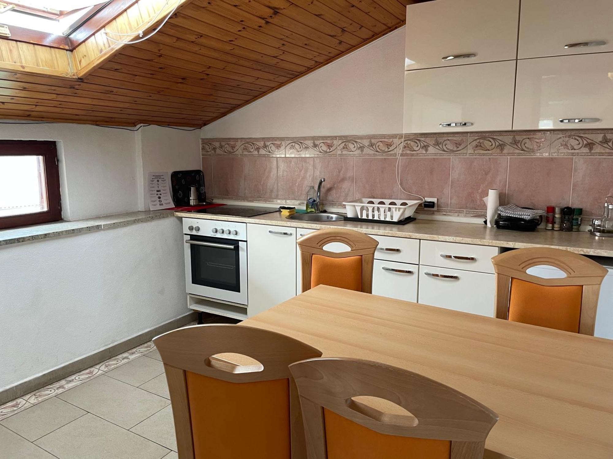 Apartmaji Sara, Izola - Isola Экстерьер фото